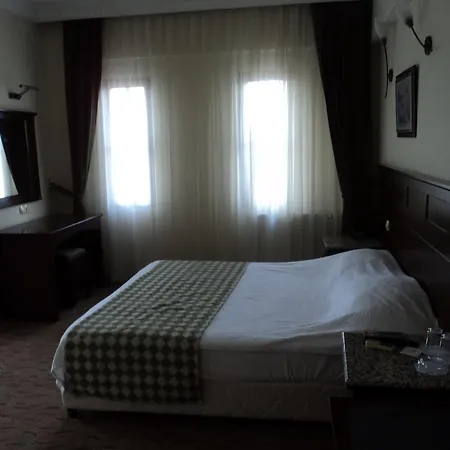 Egehan Otel 3*